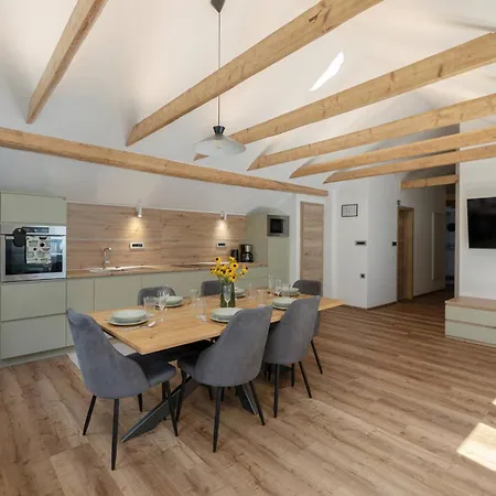 Appartement Brlog *